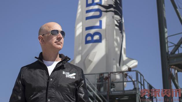 亚马逊CEO的新火箭迎来第一个客户