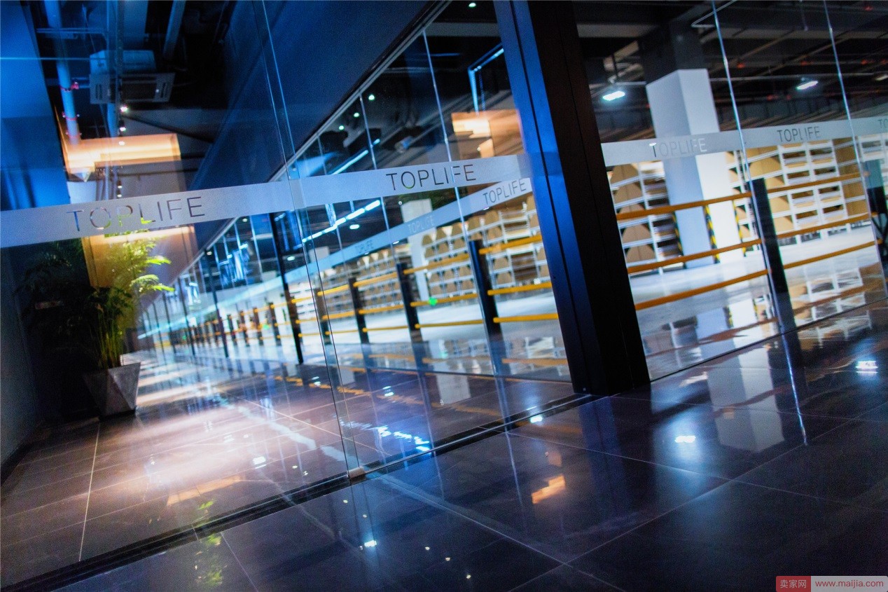 京东宣布建成全球首个顶配奢侈品仓，配备“博物馆”级安保